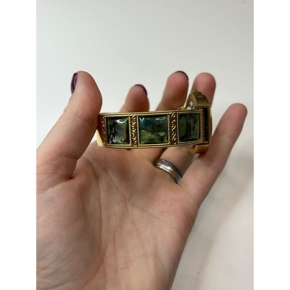 M.Z.BERGER Mother of Pearl Inlay Analog Women's Watch Sz.6 1/4" New - Picture 2 of 6